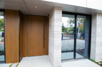 CX_Castellated_Cladding_-_Spotted_Gum3